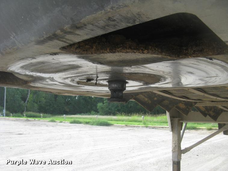 image for item L2264 2012 Wilson DWBT-650 belt trailer