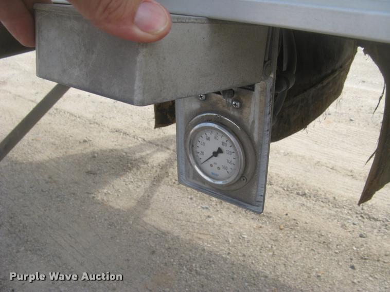 image for item L2264 2012 Wilson DWBT-650 belt trailer