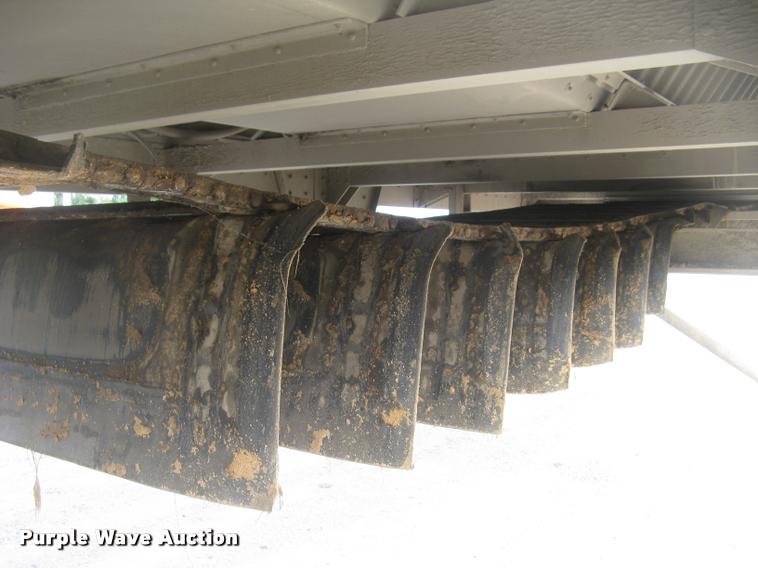 image for item L2264 2012 Wilson DWBT-650 belt trailer