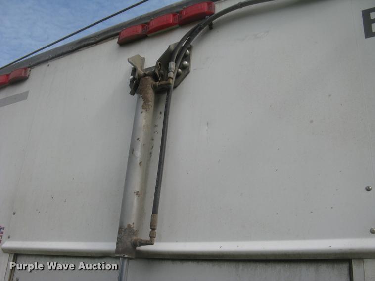 image for item L2264 2012 Wilson DWBT-650 belt trailer