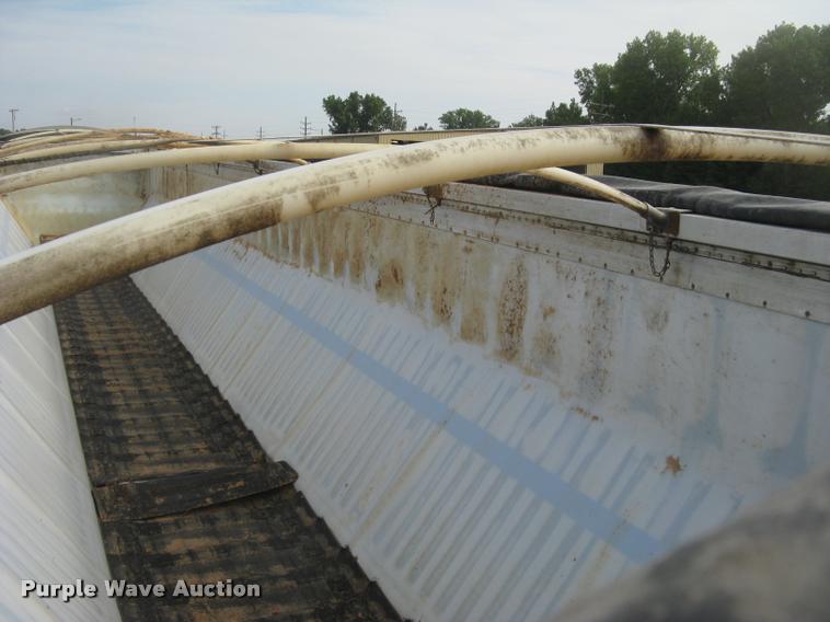 image for item L2264 2012 Wilson DWBT-650 belt trailer