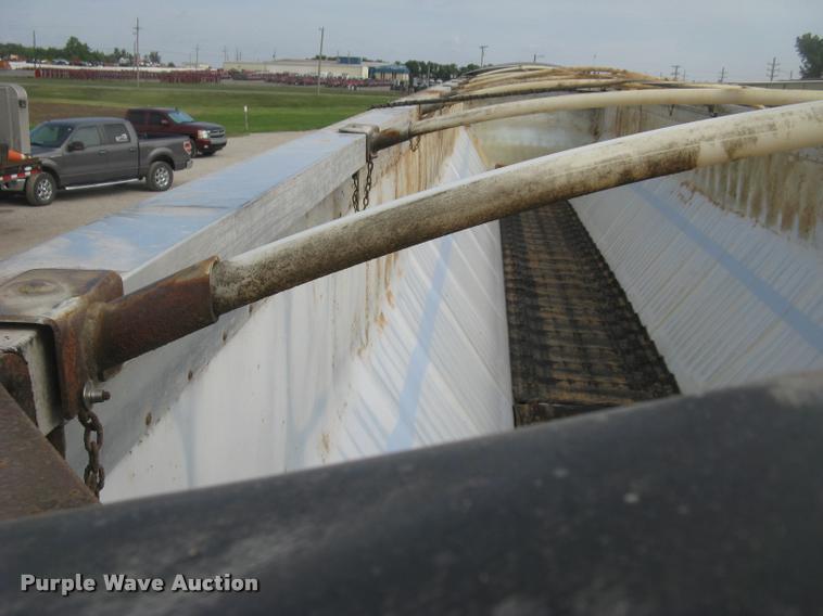 image for item L2264 2012 Wilson DWBT-650 belt trailer