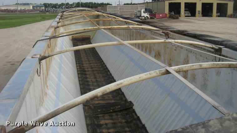 image for item L2264 2012 Wilson DWBT-650 belt trailer