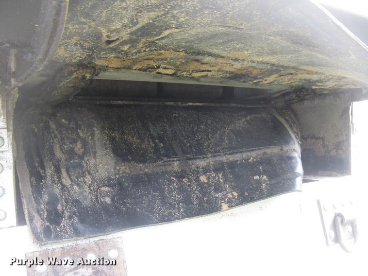 image for item L2264 2012 Wilson DWBT-650 belt trailer