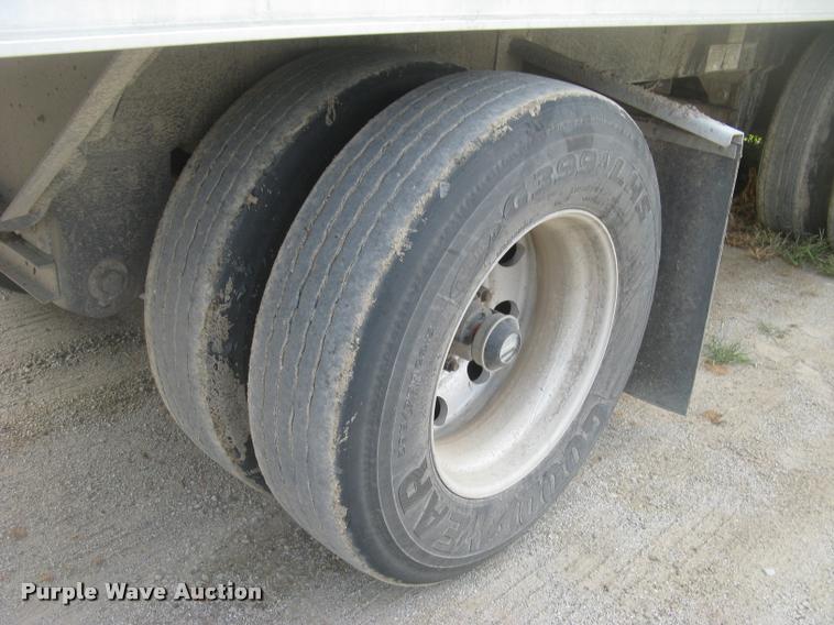 image for item L2264 2012 Wilson DWBT-650 belt trailer