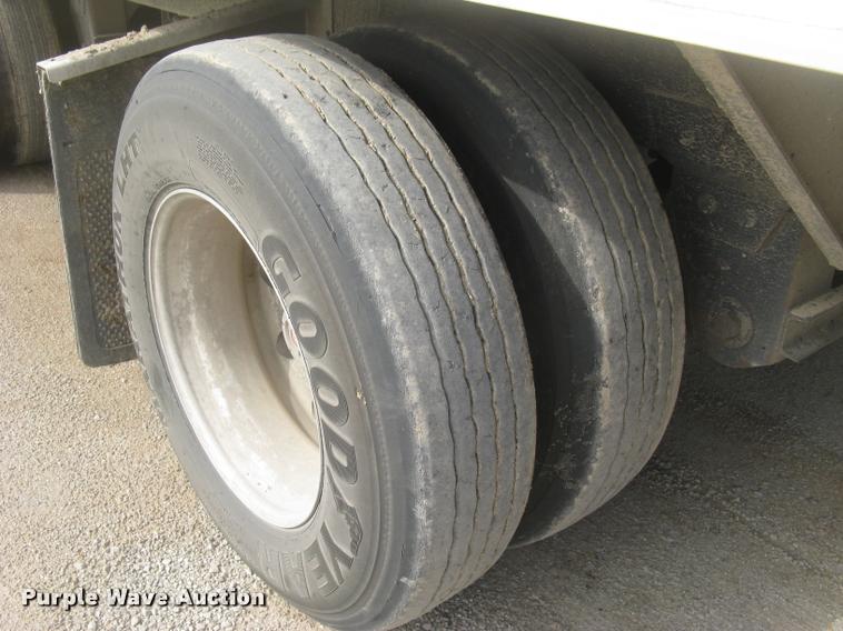 image for item L2264 2012 Wilson DWBT-650 belt trailer
