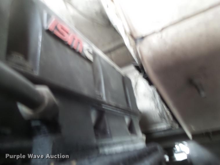 image for item L5630 2005 International TranStar 8600 semi truck