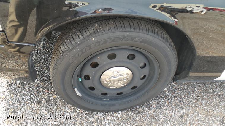 image for item DB3378 2010 Ford Crown Victoria Police Interceptor