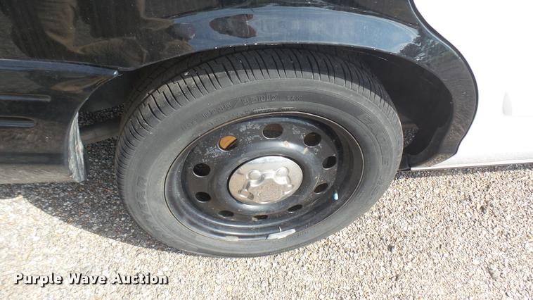 image for item DB3378 2010 Ford Crown Victoria Police Interceptor