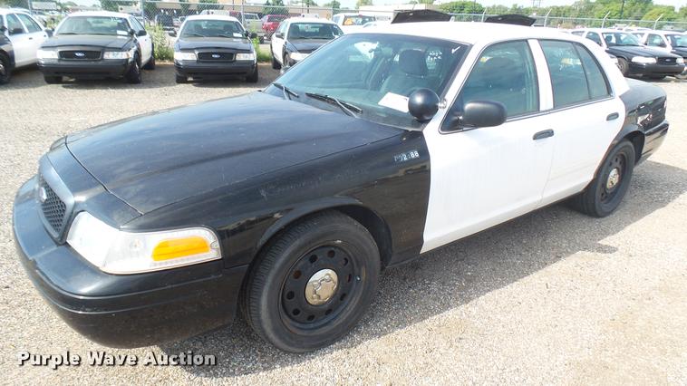 image for item DB3379 2010 Ford Crown Victoria Police Interceptor
