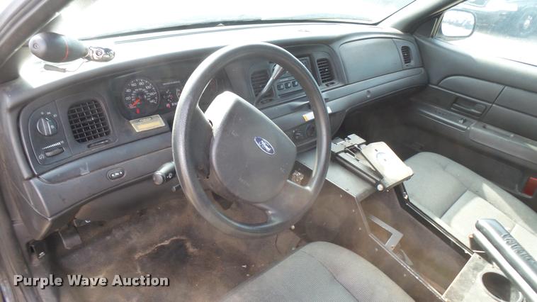 image for item DB3379 2010 Ford Crown Victoria Police Interceptor
