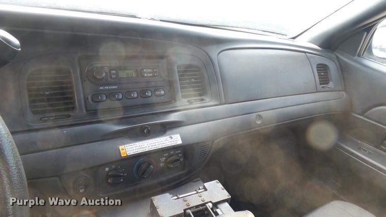 image for item DB3379 2010 Ford Crown Victoria Police Interceptor