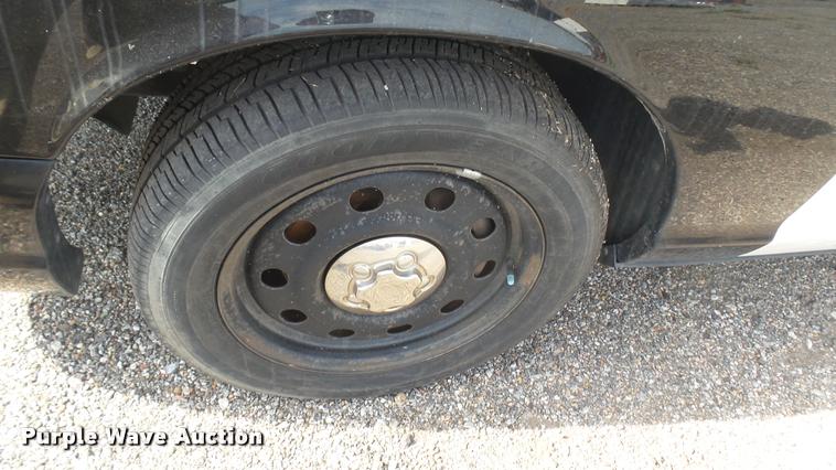 image for item DB3379 2010 Ford Crown Victoria Police Interceptor