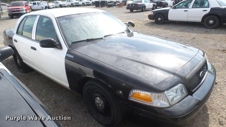 image for item DB3381 2011 Ford Crown Victoria Police Interceptor