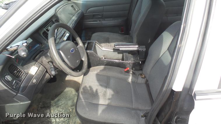 image for item DB3381 2011 Ford Crown Victoria Police Interceptor