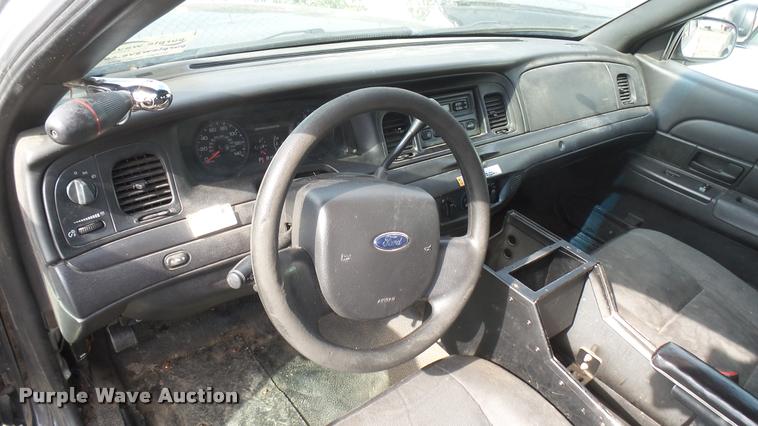 image for item DB3381 2011 Ford Crown Victoria Police Interceptor