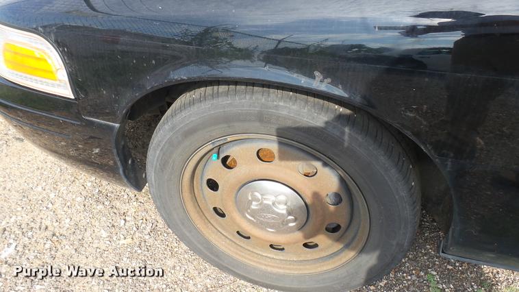 image for item DB3381 2011 Ford Crown Victoria Police Interceptor