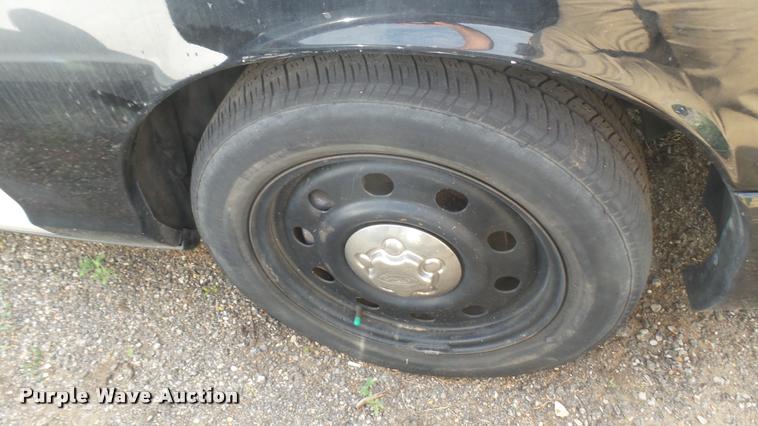 image for item DB3381 2011 Ford Crown Victoria Police Interceptor