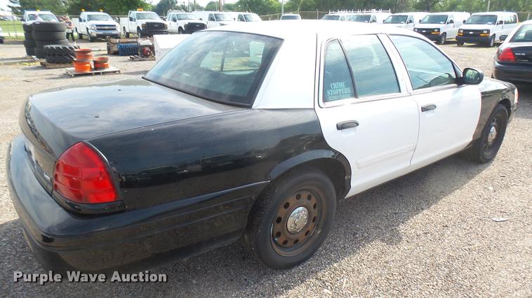 image for item DB3382 2011 Ford Crown Victoria Police Interceptor