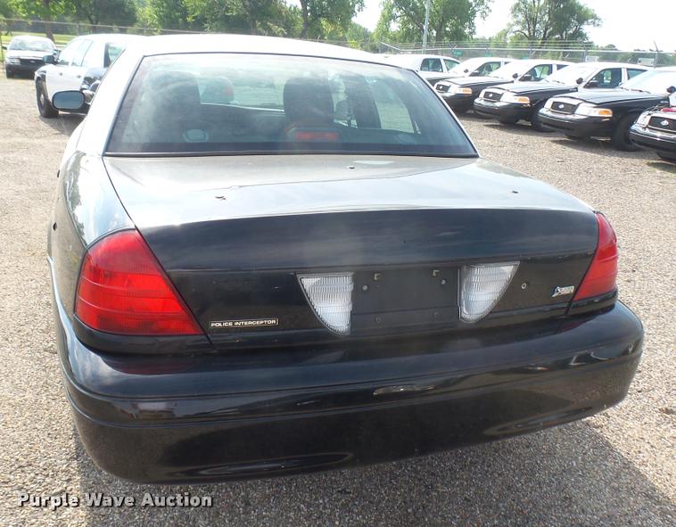 image for item DB3382 2011 Ford Crown Victoria Police Interceptor