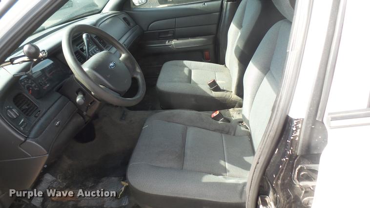 image for item DB3382 2011 Ford Crown Victoria Police Interceptor