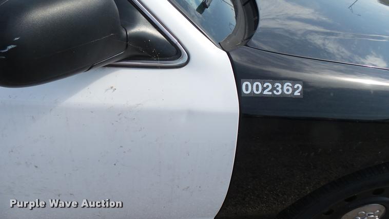 image for item DB3382 2011 Ford Crown Victoria Police Interceptor