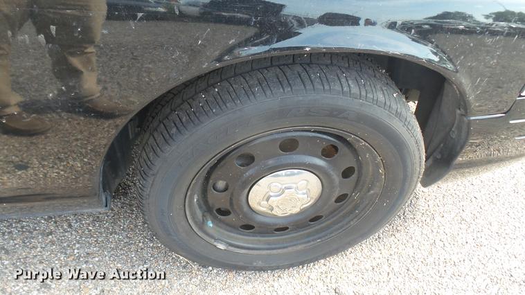 image for item DB3382 2011 Ford Crown Victoria Police Interceptor