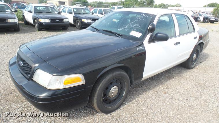 image for item DB3383 2011 Ford Crown Victoria Police Interceptor