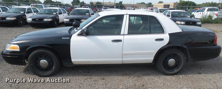 image for item DB3383 2011 Ford Crown Victoria Police Interceptor