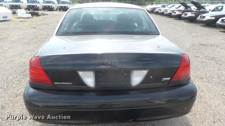 image for item DB3383 2011 Ford Crown Victoria Police Interceptor