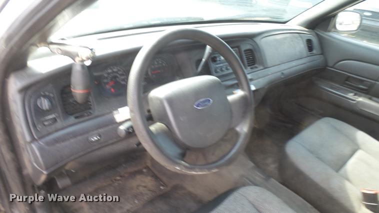 image for item DB3383 2011 Ford Crown Victoria Police Interceptor