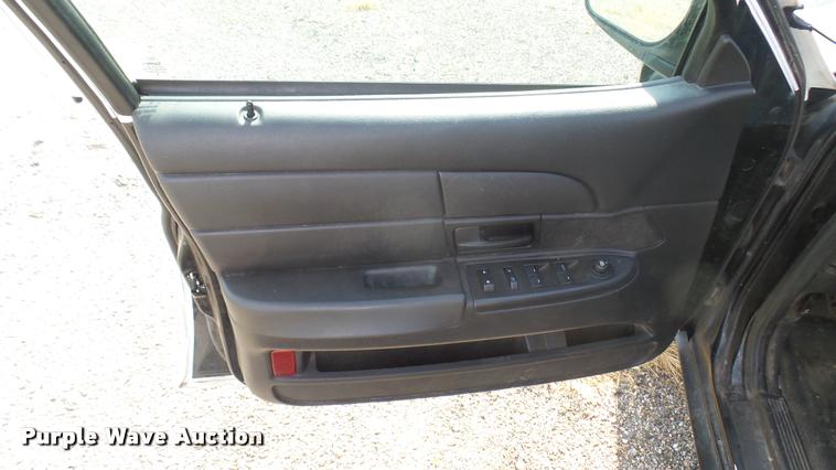 image for item DB3384 2011 Ford Crown Victoria Police Interceptor