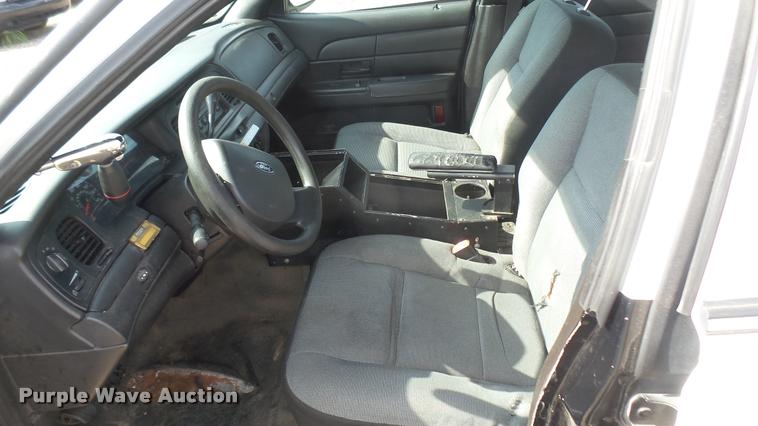 image for item DB3384 2011 Ford Crown Victoria Police Interceptor