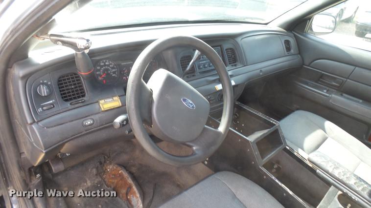 image for item DB3384 2011 Ford Crown Victoria Police Interceptor