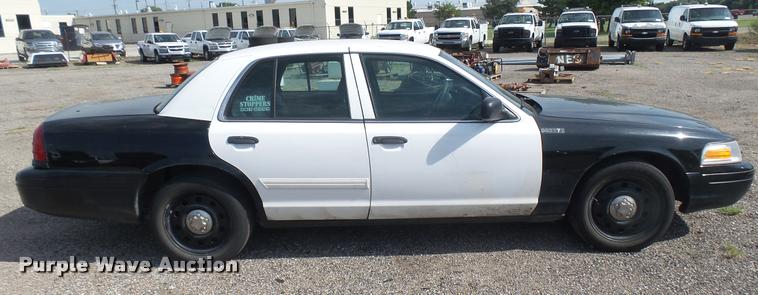 image for item DB3385 2010 Ford Crown Victoria Police Interceptor