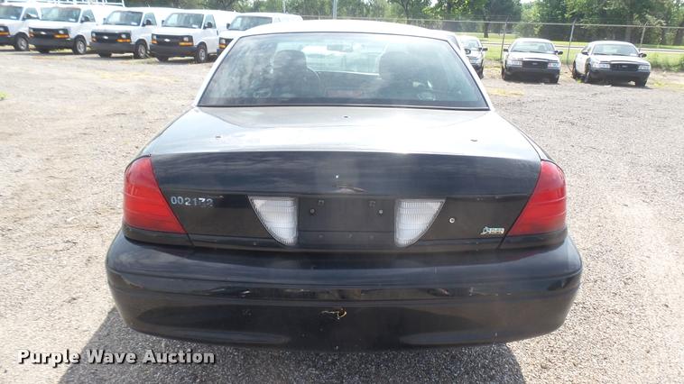 image for item DB3385 2010 Ford Crown Victoria Police Interceptor