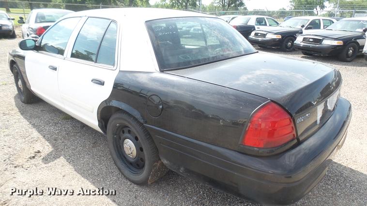 image for item DB3385 2010 Ford Crown Victoria Police Interceptor