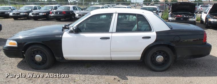 image for item DB3385 2010 Ford Crown Victoria Police Interceptor
