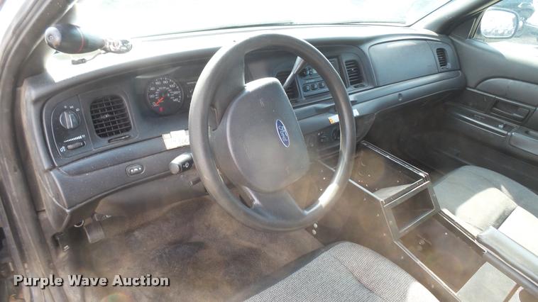 image for item DB3385 2010 Ford Crown Victoria Police Interceptor