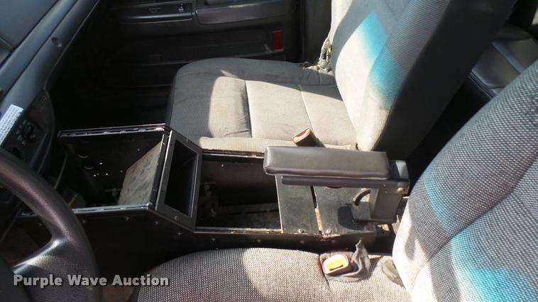 image for item DB3385 2010 Ford Crown Victoria Police Interceptor