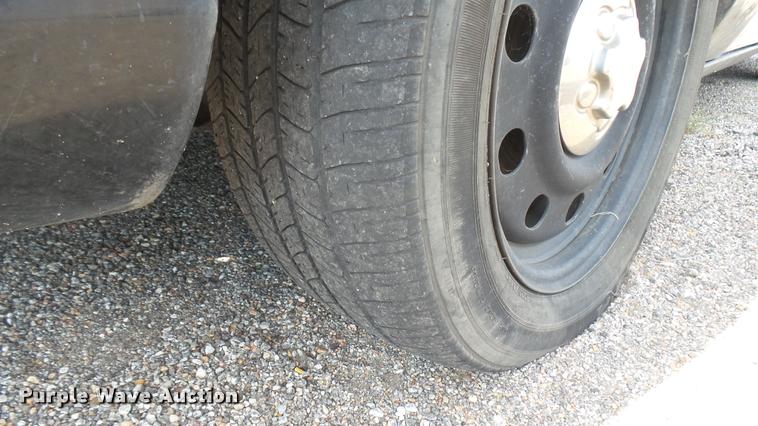 image for item DB3385 2010 Ford Crown Victoria Police Interceptor