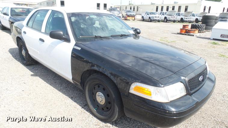 image for item DB3386 2011 Ford Crown Victoria Police Interceptor
