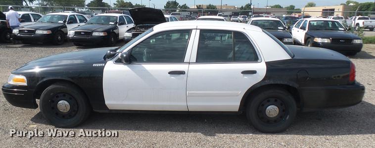 image for item DB3386 2011 Ford Crown Victoria Police Interceptor