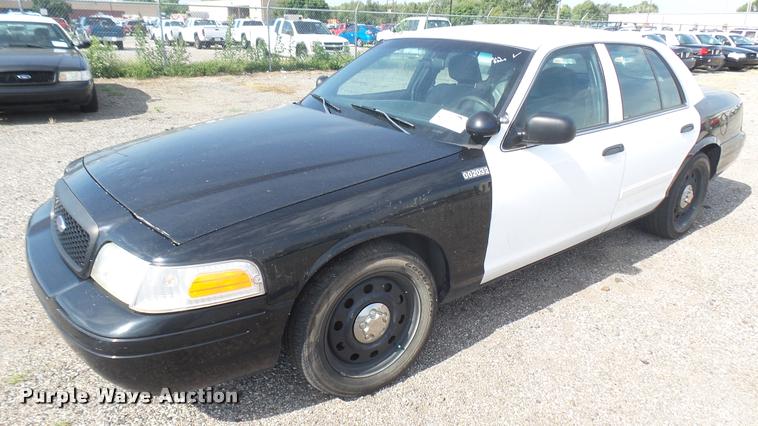 image for item DB3387 2009 Ford Crown Victoria Police Interceptor