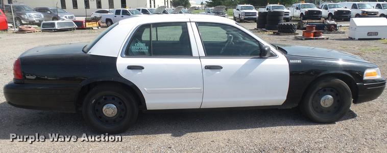 image for item DB3387 2009 Ford Crown Victoria Police Interceptor