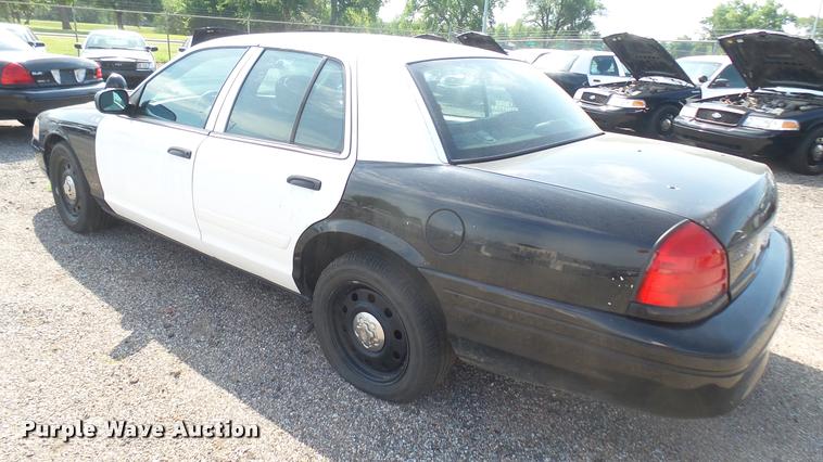 image for item DB3389 2010 Ford Crown Victoria Police Interceptor