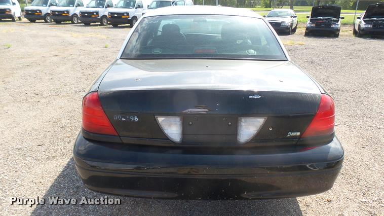 image for item DB3389 2010 Ford Crown Victoria Police Interceptor