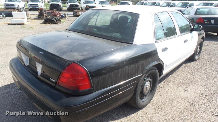 image for item DB3389 2010 Ford Crown Victoria Police Interceptor