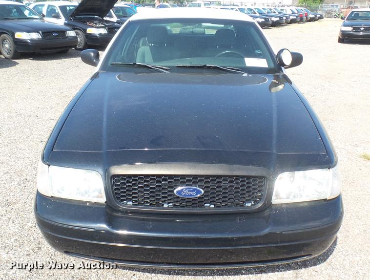 image for item DB3389 2010 Ford Crown Victoria Police Interceptor