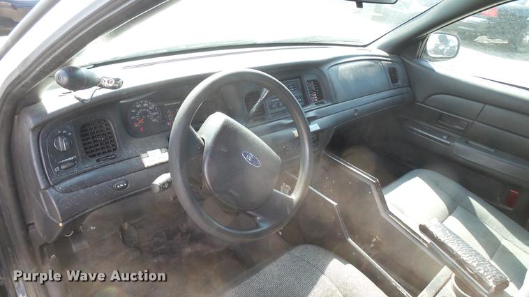 image for item DB3389 2010 Ford Crown Victoria Police Interceptor